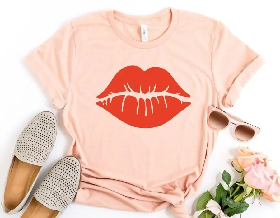 lips svg - DIY valentine shirt