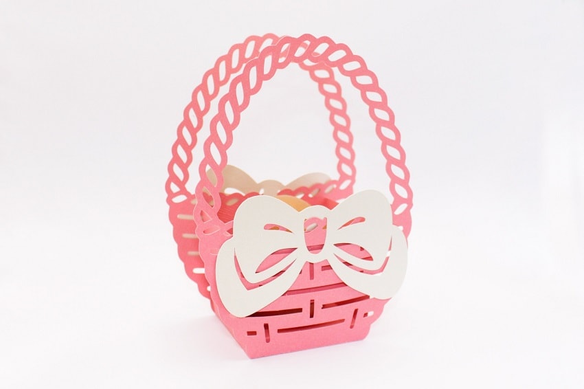 Gift Basket Egg Holder made with Cricut